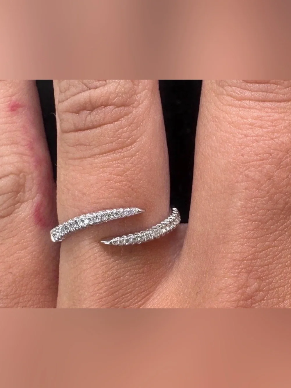14K White Gold 0.12ctw Natural Diamond Bypass Wrap Ring Size 6.25